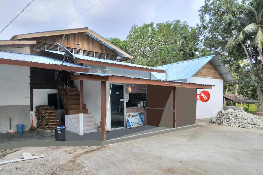 Oyo 90176 D'Cruz Sunrise Villa Pantai Cenang  Exterior photo
